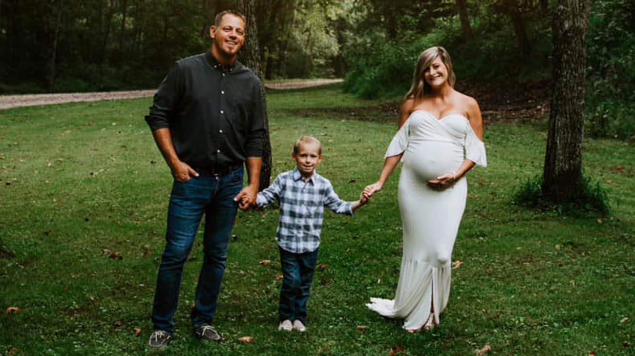 Nicole, Dustin and Layne, during Nicole's pregnancy with Weston.